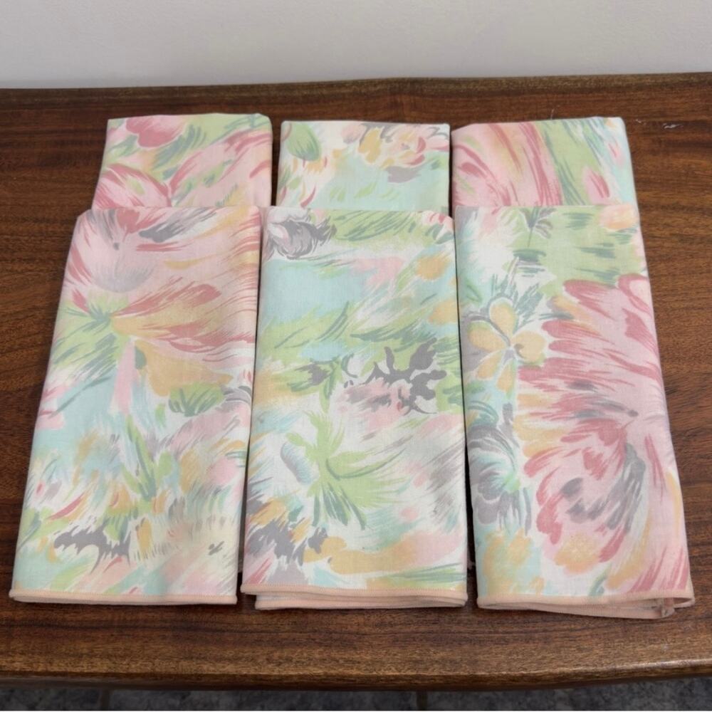 WATERCOLOR Pastel Floral Vintage Table Setting Cloth Napkins Set of 6